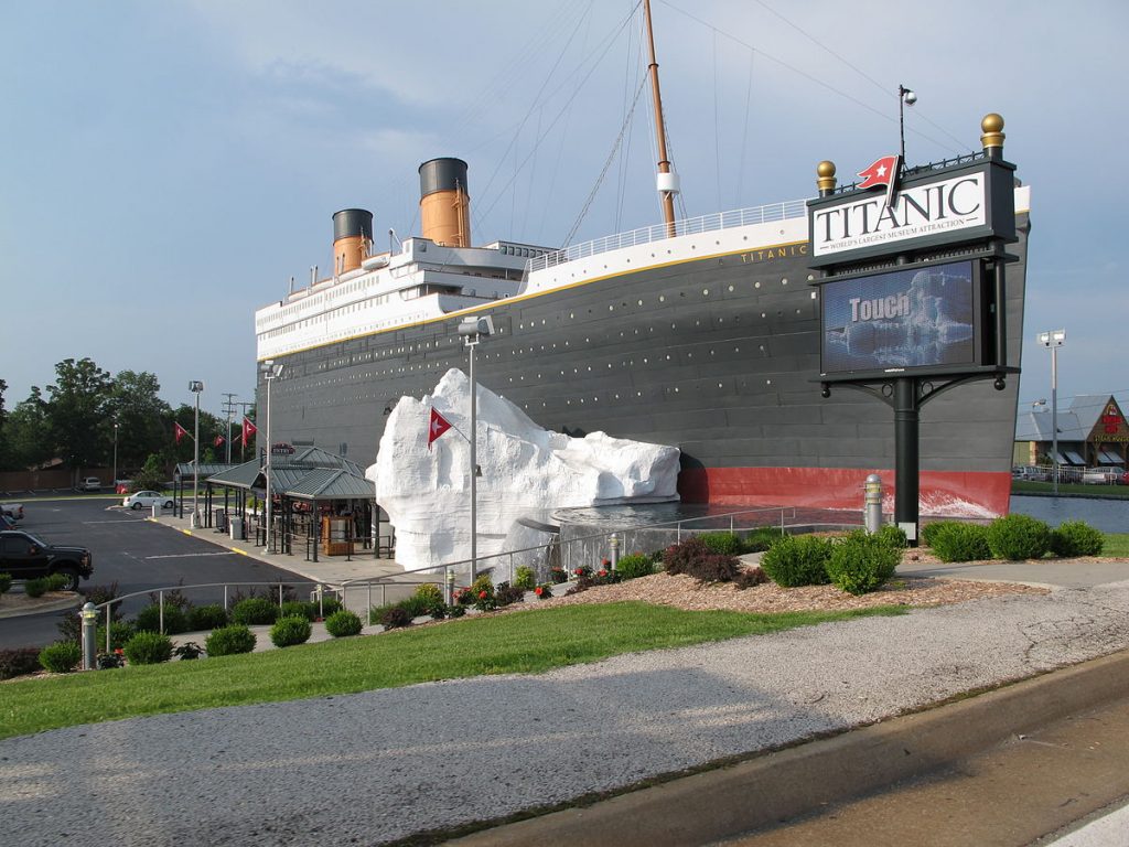 1200px-Titanic_Museum_Branson